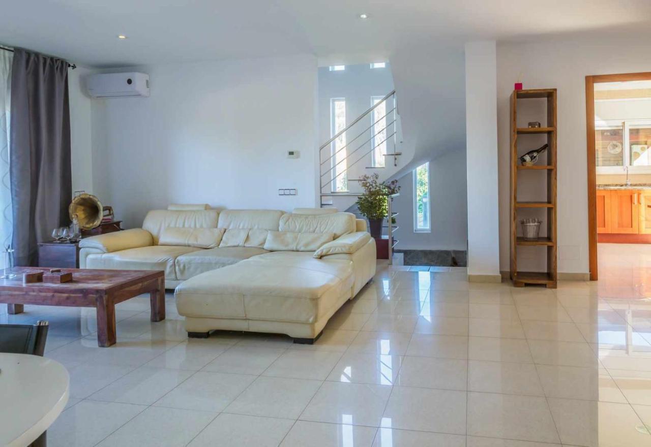 Mas Mestre Con Una Capacidad De 6 A 8 Huespedes Cerca De Sitges Olivella المظهر الخارجي الصورة